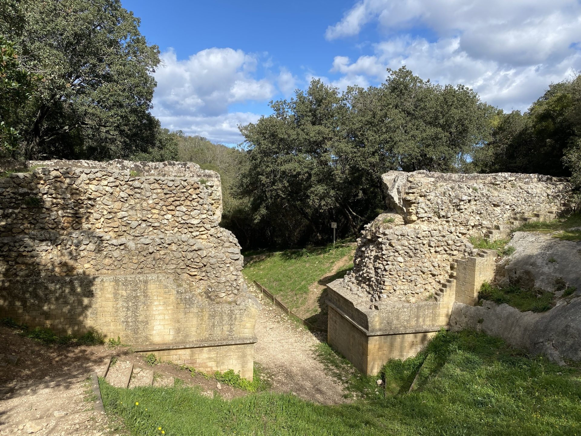 pont du gard randonnée